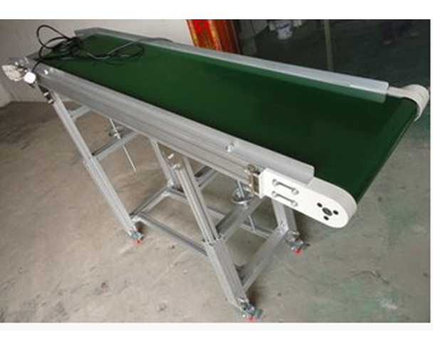 皮帶輸送機(jī)